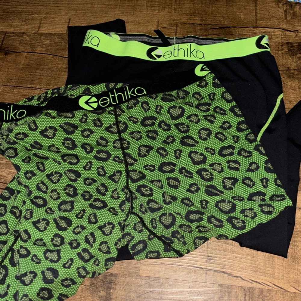 LIME GREEN ETHIKA WORKOUT XL LEGGINGS 💚💚💚